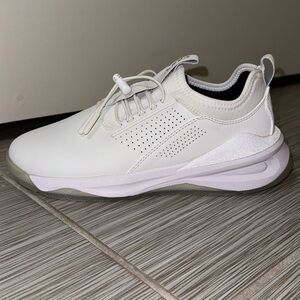 Clove BRAND NEW white shoes women size 6.5